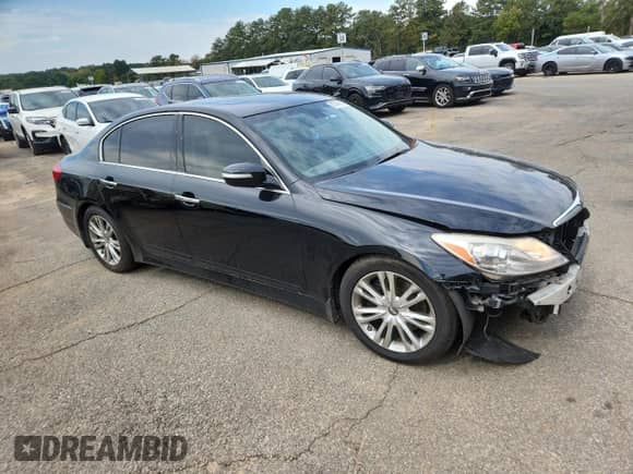 2013 Hyundai Genesis 3.8L z VIN KMHGC4DD1DU256152, wystawiony jako Copart lot #85544825 z przebiegiem 226 157 mil mil oraz Szkoda całkowita • Salvage title. Historia ofert i sprzedaży dostępna na DreamBid. Obrazek 4.
