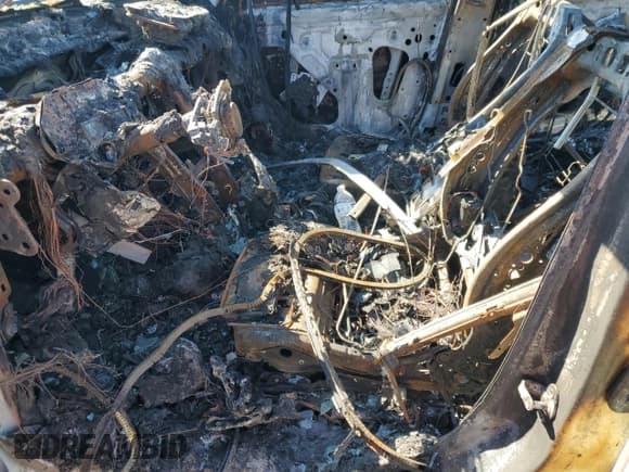 ✅ 2014 Cadillac SRX Luxury Collection • VIN: 3GYFNEE38ES652547 • Lot: 90747185. Listed on Copart with Not provided. Free auction sales archive from the USA and detailed vehicle history report at DreamBid. Image 7.