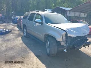 ✅ 2007 Chevrolet Tahoe LS • VIN: 1GNFK13007J358815 • Lot: 42092019. Wystawiony na IAAI z przebiegiem Nie podano. Bezpłatny archiwum sprzedaży aukcyjnych z USA i szczegółowy raport historii pojazdu na DreamBid. Zdjęcie 1.