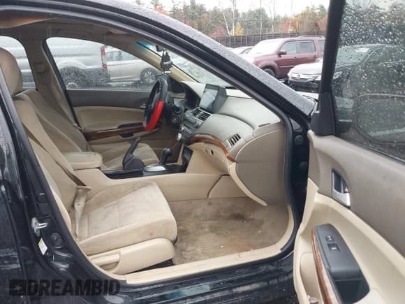 ✅ 2010 Honda Accord EX • VIN: 1HGCP2F74AA031239 • Lot: 43442792. Listed on IAAI with 233,168 mi. Free auction sales archive from the USA and detailed vehicle history report at DreamBid. Image 5.