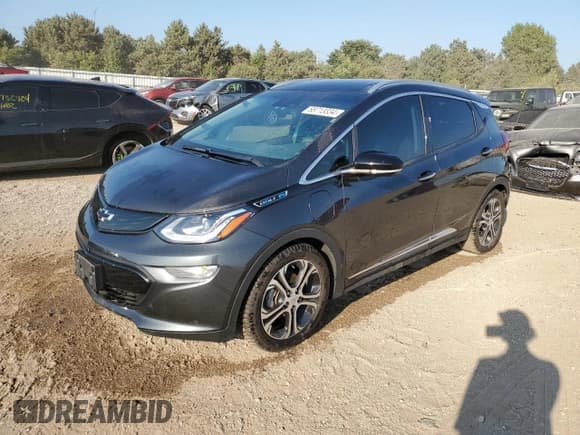 ✅ 2019 Chevrolet Bolt EV Premier • VIN: 1G1FZ6S0XK4106203 • Lot: 68713334. Wystawiony na Copart z przebiegiem 85 802 mil. Bezpłatny archiwum sprzedaży aukcyjnych z USA i szczegółowy raport historii pojazdu na DreamBid. Zdjęcie 1.