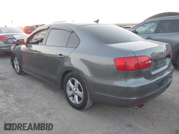 ✅ 2014 Volkswagen Jetta SE • VIN: 3VWD17AJ9EM359394 • Lot: 43782210. Listed on IAAI with 173,025 mi. Free auction sales archive from the USA and detailed vehicle history report at DreamBid. Image 3.