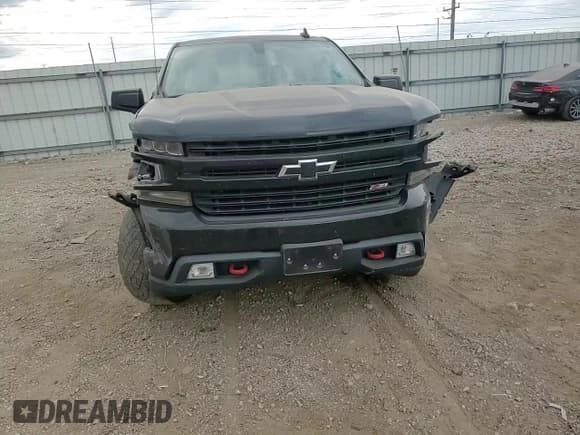 ✅ 2019 Chevrolet Silverado 1500 LT Trail Boss • VIN: 1GCPYFED4KZ331166 • Lot: 85135035. Wystawiony na Copart z przebiegiem 91 762 mil. Bezpłatny archiwum sprzedaży aukcyjnych z USA i szczegółowy raport historii pojazdu na DreamBid. Zdjęcie 13.