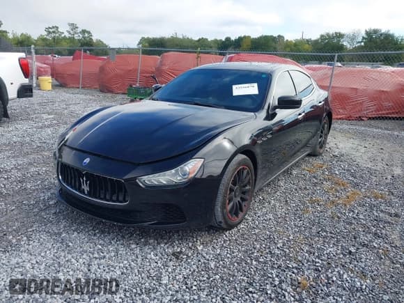 ✅ 2014 Maserati Ghibli • VIN: ZAM57XSA8E1092732 • Lot: 43556870. Wystawiony na IAAI z przebiegiem 152 835 mil. Bezpłatny archiwum sprzedaży aukcyjnych z USA i szczegółowy raport historii pojazdu na DreamBid. Zdjęcie 21.