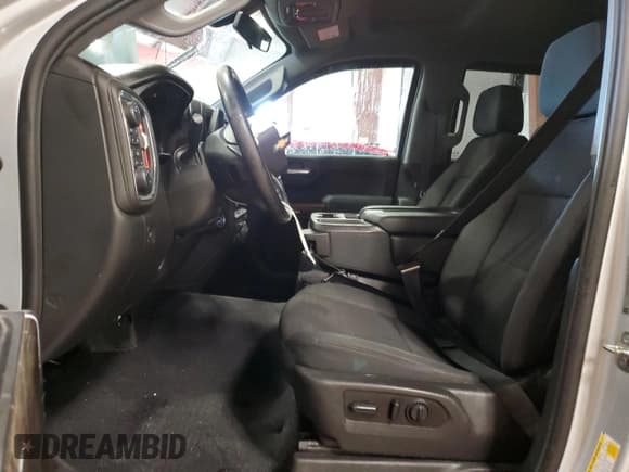 ✅ 2019 Chevrolet Silverado 1500 LT • VIN: 1GCUYDED1KZ112544 • Lot: 66919694. Wystawiony na Copart z przebiegiem 103 193 mil. Bezpłatny archiwum sprzedaży aukcyjnych z USA i szczegółowy raport historii pojazdu na DreamBid. Zdjęcie 7.