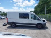 ✅ 2018 Ford Transit • VIN: 1FTBW2CM4JKB37675 • Lot: 42759217. Wystawiony na IAAI z przebiegiem 132 458 mil. Bezpłatny archiwum sprzedaży aukcyjnych z USA i szczegółowy raport historii pojazdu na DreamBid. Zdjęcie 14.