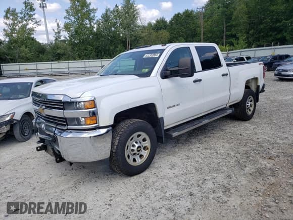 ✅ 2015 Chevrolet Silverado 2500HD Work Truck • VIN: 1GC1KUEG7FF186203 • Lot: 63299904. Wystawiony na Copart z przebiegiem 136 790 mil. Bezpłatny archiwum sprzedaży aukcyjnych z USA i szczegółowy raport historii pojazdu na DreamBid. Zdjęcie 1.