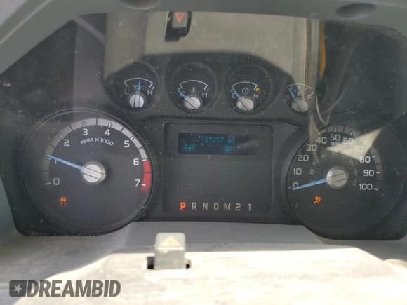 ✅ 2016 Ford F-350 Platinum • VIN: 1FT8W3B66GEC02973 • Lot: 54824524. Listed on Copart with 131,217 mi. Free auction sales archive from the USA and detailed vehicle history report at DreamBid. Image 9.