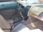 ✅ 2008 Nissan Altima S • VIN: 1N4AL24E28C109623 • Lot: 42511241. Wystawiony na IAAI z przebiegiem 220 689 mil. Bezpłatny archiwum sprzedaży aukcyjnych z USA i szczegółowy raport historii pojazdu na DreamBid. Zdjęcie 5.