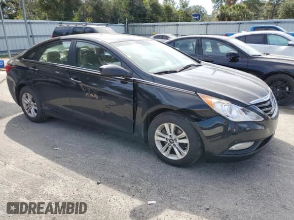 ✅ 2013 Hyundai Sonata GLS • VIN: 5NPEB4AC8DH613525 • Lot: 86521755. Listed on Copart with 380,351 mi. Free auction sales archive from the USA and detailed vehicle history report at DreamBid. Image 4.