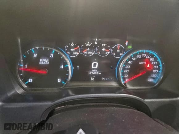 ✅ 2018 GMC Sierra 3500HD Denali • VIN: 1GT42YEYXJF169000 • Lot: 95628845. Wystawiony na Copart z przebiegiem 127 499 mil. Bezpłatny archiwum sprzedaży aukcyjnych z USA i szczegółowy raport historii pojazdu na DreamBid. Zdjęcie 9.