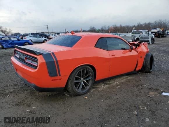✅ 2016 Dodge Challenger 392 Hemi Scat Pack Shaker • VIN: 2C3CDZFJ9GH316934 • Lot: 81707684. Listed on Copart with 53,703 mi. Free auction sales archive from the USA and detailed vehicle history report at DreamBid. Image 3.