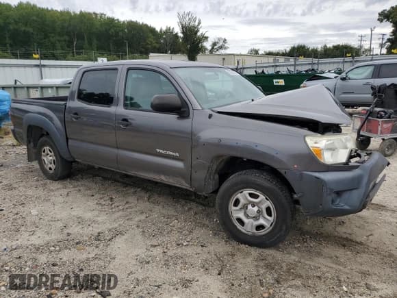 ✅ 2013 Toyota Tacoma • VIN: 5TFJX4CN7DX021973 • Lot: 82095605. Listed on Copart with 175,071 mi. Free auction sales archive from the USA and detailed vehicle history report at DreamBid. Image 4.