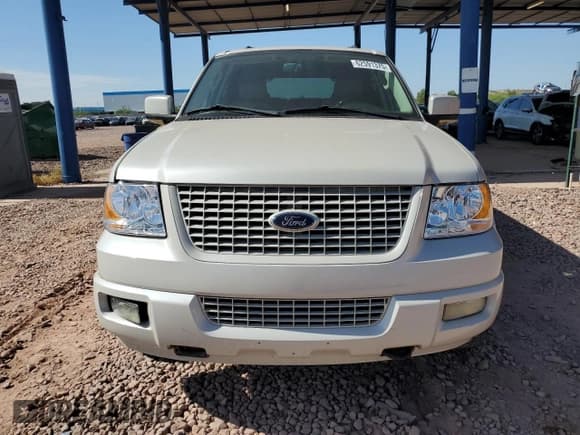 ✅ 2005 Ford Expedition Limited • VIN: 1FMFU205X5LA54896 • Лот: 62591375. Опубликован ранее на Copart с пробегом 241 588 миль. Бесплатный доступ к архиву аукционных продаж из США и подробный отчёт об истории автомобиля на DreamBid. Изображение 5.