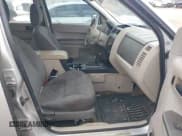 ✅ 2008 Ford Escape XLS • VIN: 1FMCU02Z98KC17054 • Lot: 42491207. Listed on IAAI with Not provided. Free auction sales archive from the USA and detailed vehicle history report at DreamBid. Image 5.