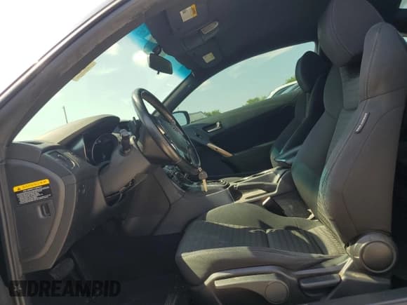 ✅ 2013 Hyundai Genesis Coupe Premium • VIN: KMHHT6KD6DU111451 • Lot: 58624675. Wystawiony na Copart z przebiegiem 95 213 mil. Bezpłatny archiwum sprzedaży aukcyjnych z USA i szczegółowy raport historii pojazdu na DreamBid. Zdjęcie 7.