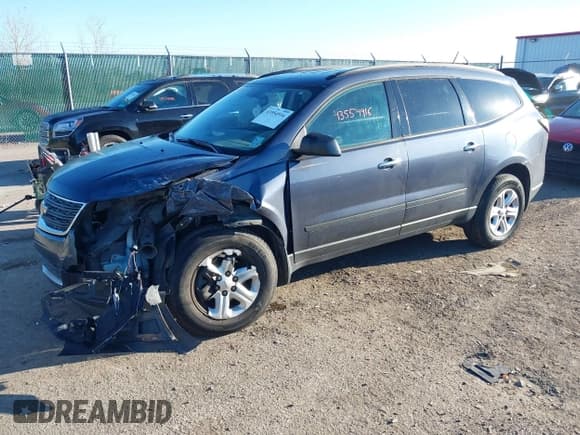 ✅ 2014 Chevrolet Traverse LS • VIN: 1GNKRFED2EJ141366 • Lot: 43554916. Listed on IAAI with 253,988 mi. Free auction sales archive from the USA and detailed vehicle history report at DreamBid. Image 17.