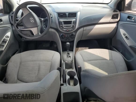 ✅ 2017 Hyundai Accent SE • VIN: KMHCT4AE4HU176202 • Лот: 70848154. Опубликован ранее на Copart с пробегом 180 891 миль. Бесплатный доступ к архиву аукционных продаж из США и подробный отчёт об истории автомобиля на DreamBid. Изображение 8.