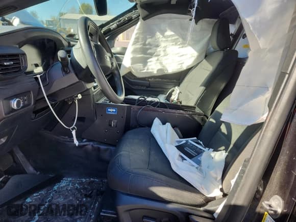 ✅ 2020 Ford Police Interceptor Utility • VIN: 1FM5K8AB7LGC92719 • Lot: 91198725. Wystawiony na Copart z przebiegiem 42 012 mil. Bezpłatny archiwum sprzedaży aukcyjnych z USA i szczegółowy raport historii pojazdu na DreamBid. Zdjęcie 7.