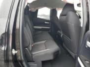 ✅ 2015 Toyota Tundra SR • VIN: 5TFUY5F18FX432679 • Lot: 51847585. Wystawiony na Copart z przebiegiem 136 394 mil. Bezpłatny archiwum sprzedaży aukcyjnych z USA i szczegółowy raport historii pojazdu na DreamBid. Zdjęcie 11.