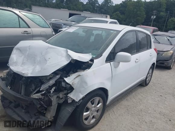 ✅ 2007 Nissan Versa S • VIN: 3N1BC13E37L353555 • Lot: 43086030. Listed on IAAI with 189,301 mi. Free auction sales archive from the USA and detailed vehicle history report at DreamBid. Image 17.