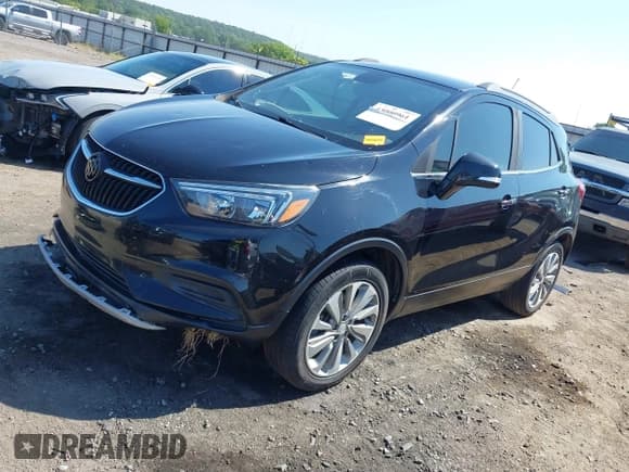 ✅ 2019 Buick Encore Preferred • VIN: KL4CJASB2KB931549 • Lot: 43000961. Wystawiony na IAAI z przebiegiem 107 840 mil. Bezpłatny archiwum sprzedaży aukcyjnych z USA i szczegółowy raport historii pojazdu na DreamBid. Zdjęcie 18.