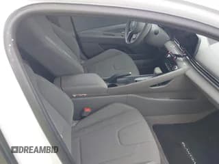 ✅ 2024 Hyundai Elantra SEL • VIN: KMHLM4DG3RU738277 • Lot: 42775753. Listed on IAAI with 8,314 mi. Free auction sales archive from the USA and detailed vehicle history report at DreamBid. Image 5.