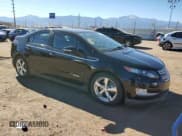 ✅ 2015 Chevrolet Volt • VIN: 1G1RB6E47FU109212 • Lot: 77623104. Wystawiony na Copart z przebiegiem 93 264 mil. Bezpłatny archiwum sprzedaży aukcyjnych z USA i szczegółowy raport historii pojazdu na DreamBid. Zdjęcie 4.