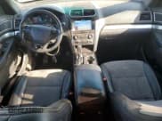 ✅ 2017 Ford Explorer XLT • VIN: 1FM5K7D80HGA12785 • Lot: 71478015. Wystawiony na Copart z przebiegiem 124 568 mil. Bezpłatny archiwum sprzedaży aukcyjnych z USA i szczegółowy raport historii pojazdu na DreamBid. Zdjęcie 8.