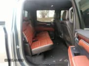 ✅ 2023 GMC Sierra 1500 Denali Ultimate • VIN: 1GTUUHEL2PZ270179 • Лот: 41263065. Опубликован ранее на IAAI с пробегом 23 712 миль. Бесплатный доступ к архиву аукционных продаж из США и подробный отчёт об истории автомобиля на DreamBid. Изображение 8.