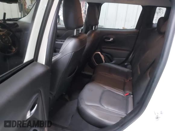 ✅ 2017 Jeep Renegade Limited • VIN: ZACCJBDB4HPG10586 • Лот: 41410600. Опубликован ранее на IAAI с пробегом 34 705 миль. Бесплатный доступ к архиву аукционных продаж из США и подробный отчёт об истории автомобиля на DreamBid. Изображение 8.