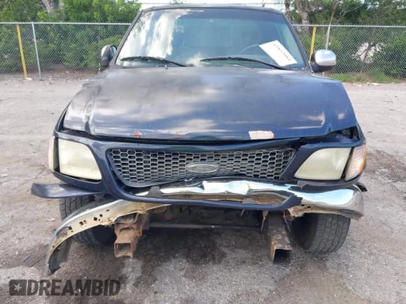 ✅ 2002 Ford F-150 XL • VIN: 1FTRX17292NA32404 • Лот: 42852081. Опубликован ранее на IAAI с пробегом Не указан. Бесплатный доступ к архиву аукционных продаж из США и подробный отчёт об истории автомобиля на DreamBid. Изображение 6.