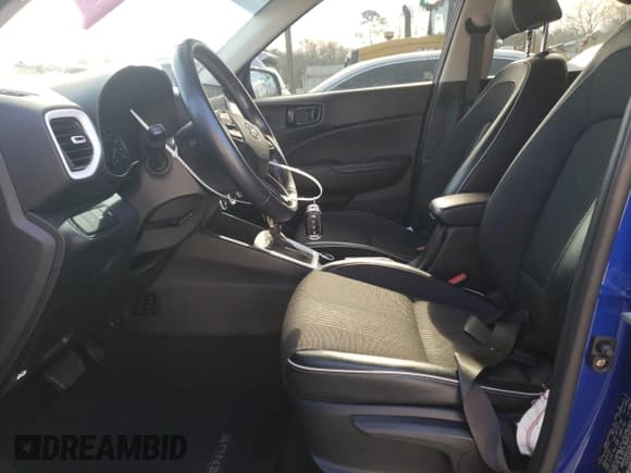 ✅ 2022 Hyundai Venue SEL • VIN: KMHRC8A30NU207490 • Lot: 42017395. Listed on Copart with 71,423 mi. Free auction sales archive from the USA and detailed vehicle history report at DreamBid. Image 7.