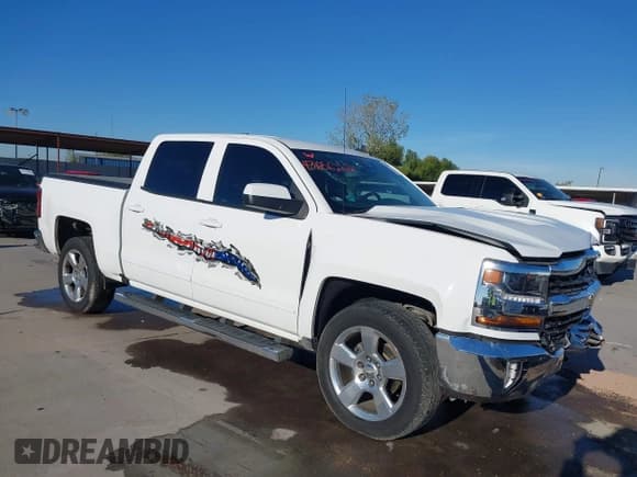 ✅ 2018 Chevrolet Silverado 1500 LT • VIN: 3GCPCREC2JG163338 • Lot: 43656262. Wystawiony na IAAI z przebiegiem 110 223 mil. Bezpłatny archiwum sprzedaży aukcyjnych z USA i szczegółowy raport historii pojazdu na DreamBid. Zdjęcie 1.