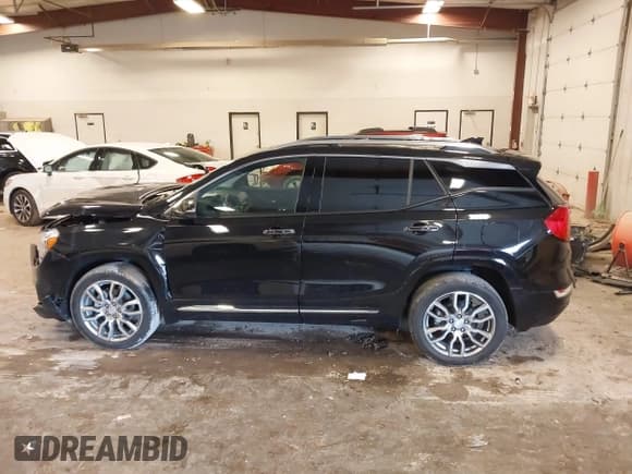 ✅ 2024 GMC Terrain Denali • VIN: 3GKALXEG5RL174595 • Lot: 43509385. Listed on IAAI with 10,106 mi. Free auction sales archive from the USA and detailed vehicle history report at DreamBid. Image 14.