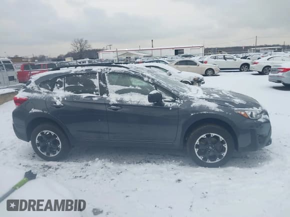 ✅ 2022 Subaru Crosstrek • VIN: JF2GTABC5NH278471 • Lot: 41259436. Wystawiony na IAAI z przebiegiem 11 352 mil. Bezpłatny archiwum sprzedaży aukcyjnych z USA i szczegółowy raport historii pojazdu na DreamBid. Zdjęcie 13.