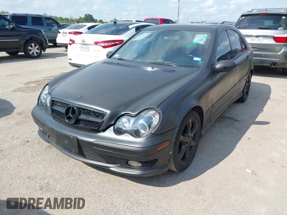 ✅ 2007 Mercedes-Benz C 230 Sport • VIN: WDBRF52H87F887455 • Lot: 43157002. Listed on IAAI with 183,914 mi. Free auction sales archive from the USA and detailed vehicle history report at DreamBid. Image 2.