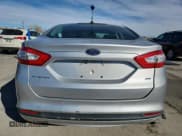 ✅ 2015 Ford Fusion SE • VIN: 3FA6P0H71FR249137 • Lot: 92880365. Wystawiony na Copart z przebiegiem 61 445 mil. Bezpłatny archiwum sprzedaży aukcyjnych z USA i szczegółowy raport historii pojazdu na DreamBid. Zdjęcie 6.