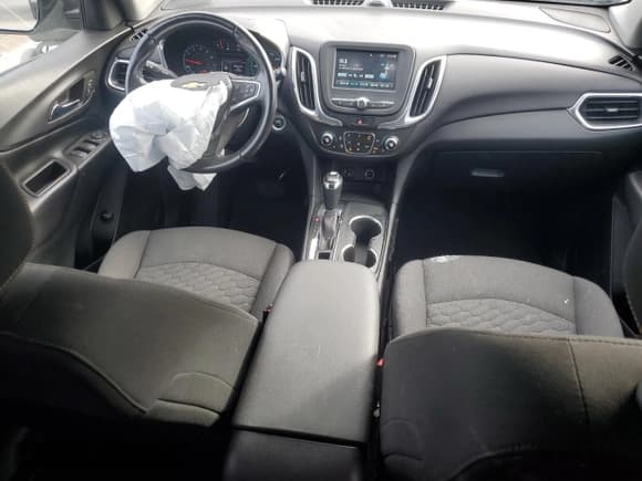 ✅ 2018 Chevrolet Equinox LT • VIN: 2GNAXJEV4J6308833 • Лот: 86087165. Опубликован ранее на Copart с пробегом 137 000 миль. Бесплатный доступ к архиву аукционных продаж из США и подробный отчёт об истории автомобиля на DreamBid. Изображение 8.