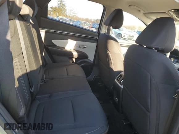 ✅ 2023 Hyundai Tucson SEL • VIN: 5NMJBCAE1PH218498 • Lot: 41619404. Wystawiony na Copart z przebiegiem 12 340 mil. Bezpłatny archiwum sprzedaży aukcyjnych z USA i szczegółowy raport historii pojazdu na DreamBid. Zdjęcie 10.