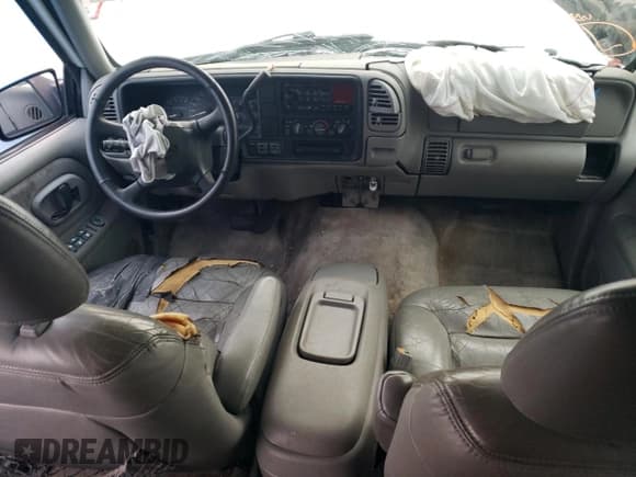 ✅ 1999 GMC Suburban • VIN: 1GKFK16R4XJ799550 • Лот: 85567934. Опубликован ранее на Copart с пробегом 167 346 миль. Бесплатный доступ к архиву аукционных продаж из США и подробный отчёт об истории автомобиля на DreamBid. Изображение 8.