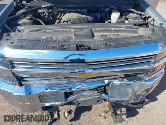 ✅ 2017 Chevrolet Silverado 2500HD Work Truck • VIN: 1GC1KUEG0HF101947 • Lot: 43635344. Wystawiony na IAAI z przebiegiem 188 245 mil. Bezpłatny archiwum sprzedaży aukcyjnych z USA i szczegółowy raport historii pojazdu na DreamBid. Zdjęcie 10.