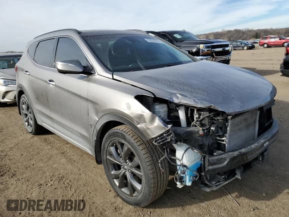 ✅ 2018 Hyundai Santa Fe Ultimate • VIN: 5XYZWDLA2JG505521 • Lot: 36359633. Listed on Copart with 46,847 mi. Free auction sales archive from the USA and detailed vehicle history report at DreamBid. Image 4.