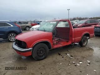 ✅ 1998 Chevrolet S-10 • VIN: 1GCCS14X9WK162503 • Лот: 81300144. Опубликован ранее на Copart с пробегом Не указан. Бесплатный доступ к архиву аукционных продаж из США и подробный отчёт об истории автомобиля на DreamBid. Изображение 1.