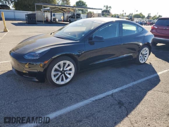 ✅ 2022 Tesla Model 3 • VIN: 5YJ3E1EA2NF299957 • Lot: 90681105. Wystawiony na Copart z przebiegiem 50 295 mil. Bezpłatny archiwum sprzedaży aukcyjnych z USA i szczegółowy raport historii pojazdu na DreamBid. Zdjęcie 1.