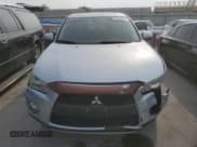 ✅ 2012 Mitsubishi Outlander GT • VIN: JA4JS4AX0CU001528 • Lot: 71155644. Wystawiony na Copart z przebiegiem 112 907 mil. Bezpłatny archiwum sprzedaży aukcyjnych z USA i szczegółowy raport historii pojazdu na DreamBid. Zdjęcie 5.