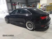 ✅ 2015 Audi A3 Premium • VIN: WAUBFGFF6F1134684 • Lot: 70941075. Wystawiony na Copart z przebiegiem 107 652 mil. Bezpłatny archiwum sprzedaży aukcyjnych z USA i szczegółowy raport historii pojazdu na DreamBid. Zdjęcie 2.