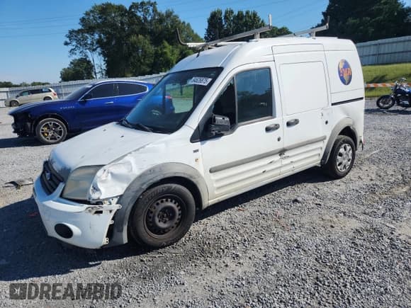 ✅ 2013 Ford Transit Connect XLT • VIN: NM0LS7DN7DT149769 • Lot: 84626875. Listed on Copart with 233,654 mi. Free auction sales archive from the USA and detailed vehicle history report at DreamBid. Image 1.