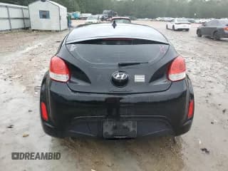 ✅ 2014 Hyundai Veloster • VIN: KMHTC6AD0EU183114 • Lot: 73082744. Wystawiony na Copart z przebiegiem 164 974 mil. Bezpłatny archiwum sprzedaży aukcyjnych z USA i szczegółowy raport historii pojazdu na DreamBid. Zdjęcie 6.