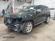 ✅ 2015 Jeep Grand Cherokee Summit • VIN: 1C4RJFJG2FC754303 • Лот: 42502782. Опубликован ранее на IAAI с пробегом 152 540 миль. Бесплатный доступ к архиву аукционных продаж из США и подробный отчёт об истории автомобиля на DreamBid. Изображение 2.